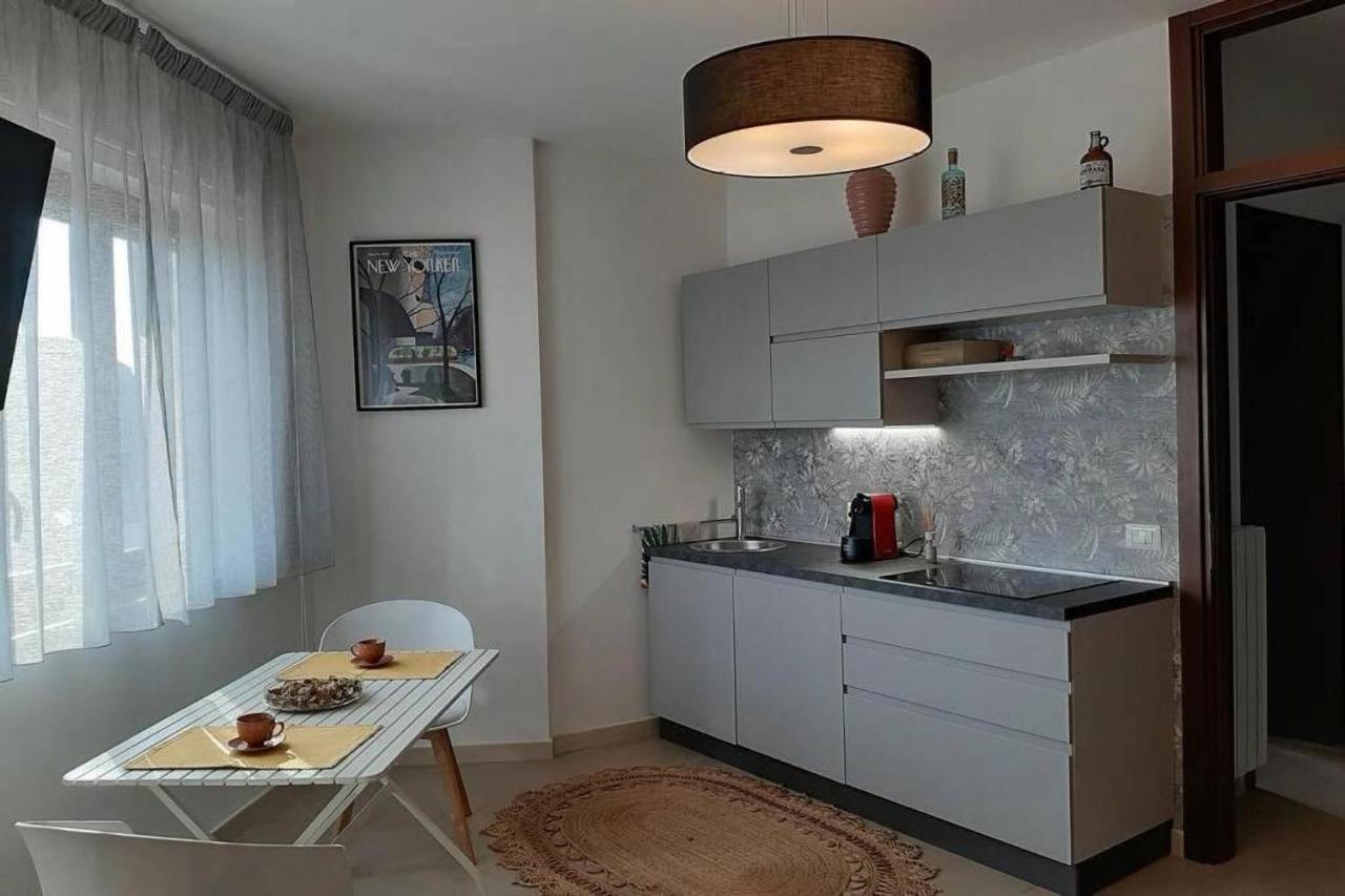 Appartamento Bilocale in Lecce Esterno foto