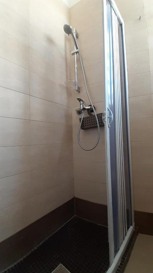 Appartamento Bilocale in Lecce Esterno foto